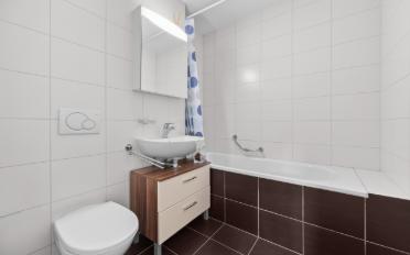 Apartment 4 rooms - image - 12