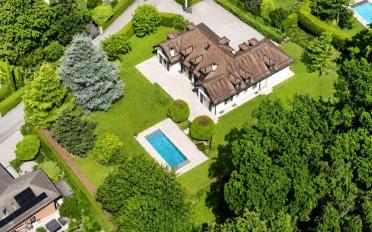 Einfamilienhaus 10 Zimmer - image - 1