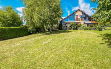 Doppeleinfamilienhaus 5.5 Zimmer - image - 1