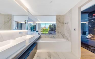 Bifamiliar house 9 rooms - image - 12