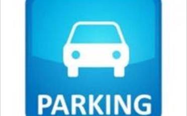 offener Parkplatz - image - 1