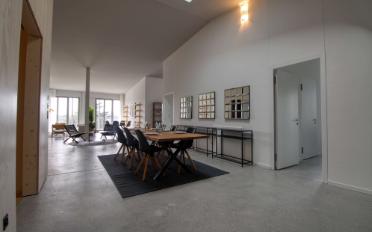 Studio - image - 23