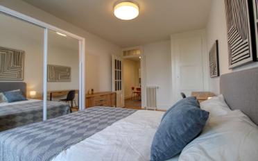 Chambre 1 pièce - image - 3