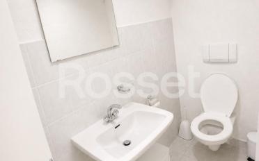 Office - image - 4