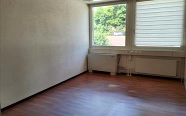 Office - image - 5
