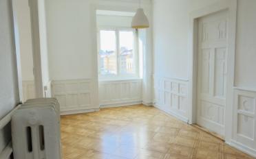 Apartment 4 rooms - image - 9