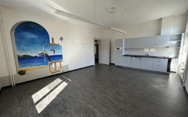 Office - image - 4