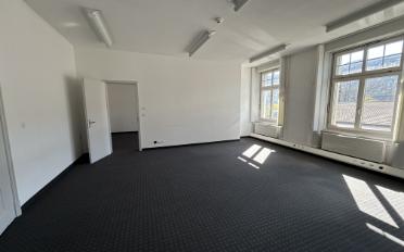 Office - image - 6
