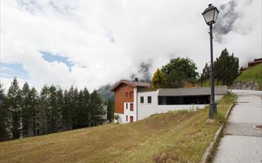 Building land - image - 3