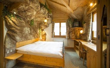 Hotel - image - 2