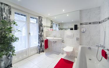 Hotel - image - 14