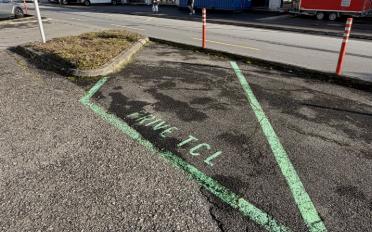 Parking surface - image - 1
