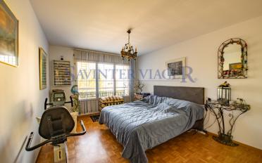 Apartment 4 rooms - image - 9