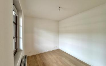 Apartment 4 rooms - image - 7