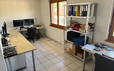 Bureau - image - 4