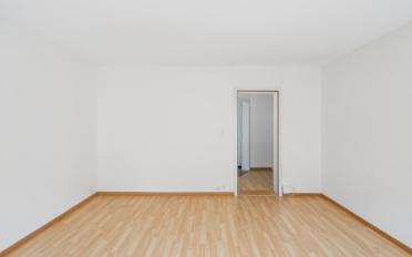 Apartment 4 rooms - image - 3
