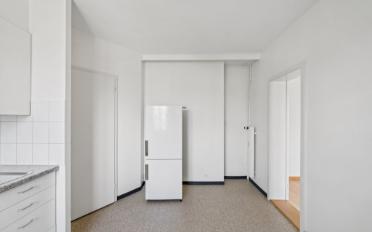 Apartment 4 rooms - image - 6