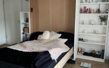 Furnished flat 1.5 rooms - image - 2