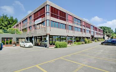 Bureau - image - 1