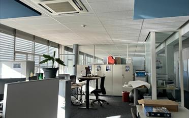 Office - image - 1