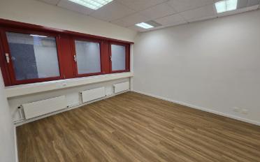 Office - image - 7