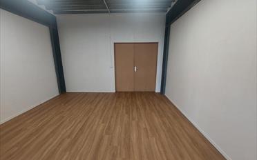 Commercial - image - 3