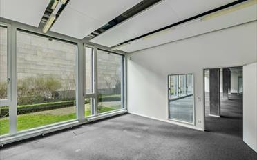 Office - image - 7