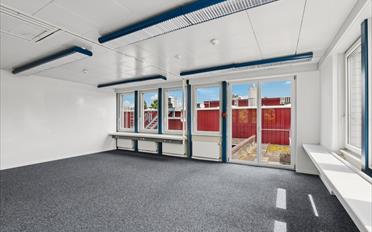 Office - image - 3