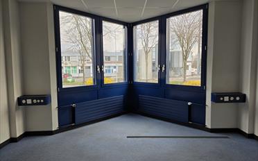 Bureau - image - 3