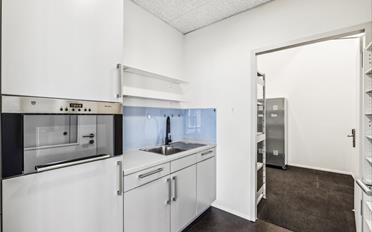 Office - image - 7