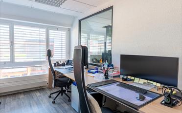 Bureau - image - 7