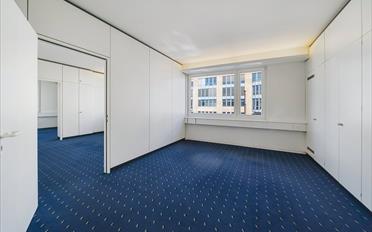 Office - image - 4