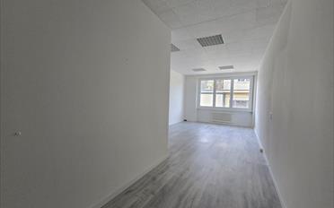 Office - image - 6