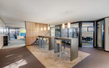 Commercial - image - 8