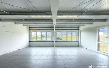 Commercial - image - 4