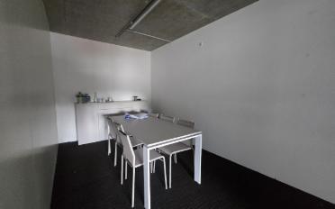 Office - image - 9