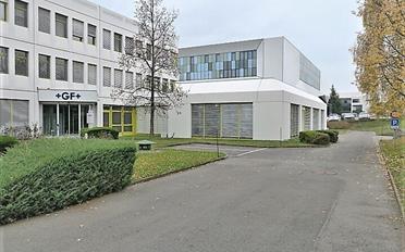 Office - image - 4