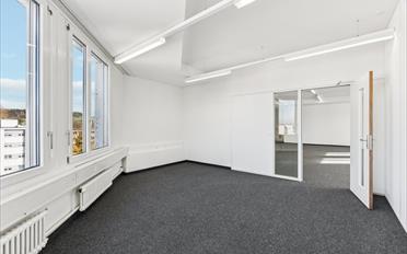 Office - image - 5