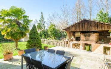 Bifamiliar house - image - 3