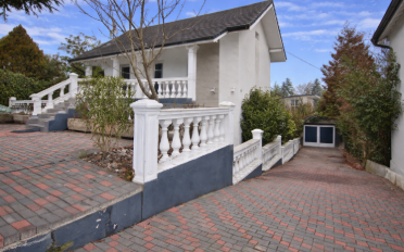 Bachelor flat - image - 5