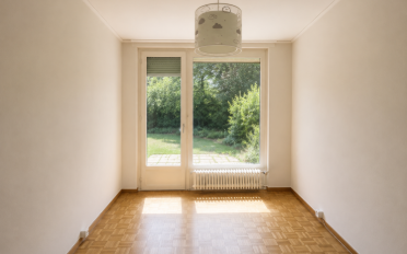 Bifamiliar house - image - 6