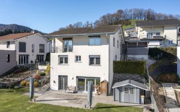 Einfamilienhaus 6.5 Zimmer - image - 1