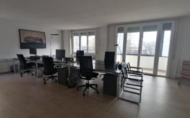 Office - image - 4