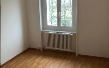 Apartment 4 rooms - image - 2