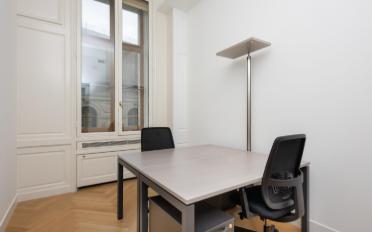 Bureau - image - 3
