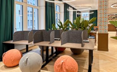 Office - image - 8