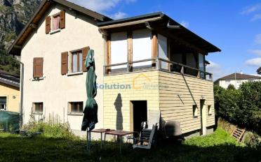 Villa 6.5 Zimmer - image - 1