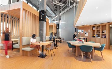Bureau - image - 8