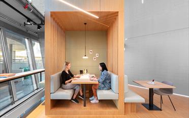 Bureau - image - 7
