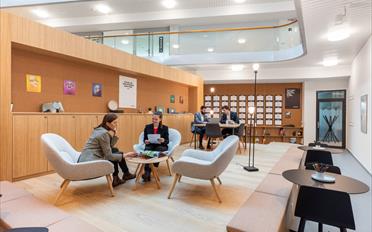 Bureau - image - 7